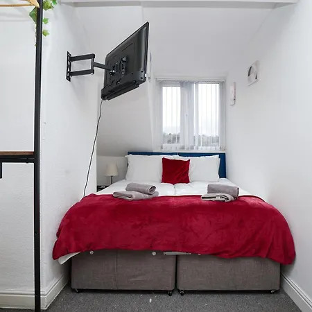 Beautiful House With Parking Apartment Bradford (West Yorkshire)